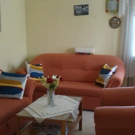 Perisa Apartment *